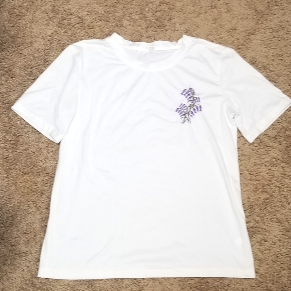 Graphic tee